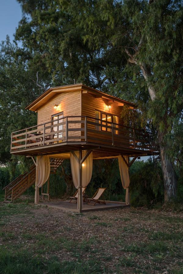 River Treehouse Laganás Eksteriør bilde